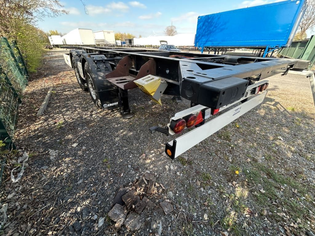 Krone Zentralachsfahrgestell für Festaufbauten - Reboque transportador de contêineres/ Caixa móvel: foto 3 Krone Zentralachsfahrgestell für Festaufbauten - Reboque transportador de contêineres/ Caixa móvel: foto 3