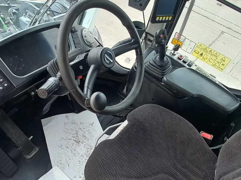 Doosan 450 - Pá carregadora de rodas: foto 5 Doosan 450 - Pá carregadora de rodas: foto 5