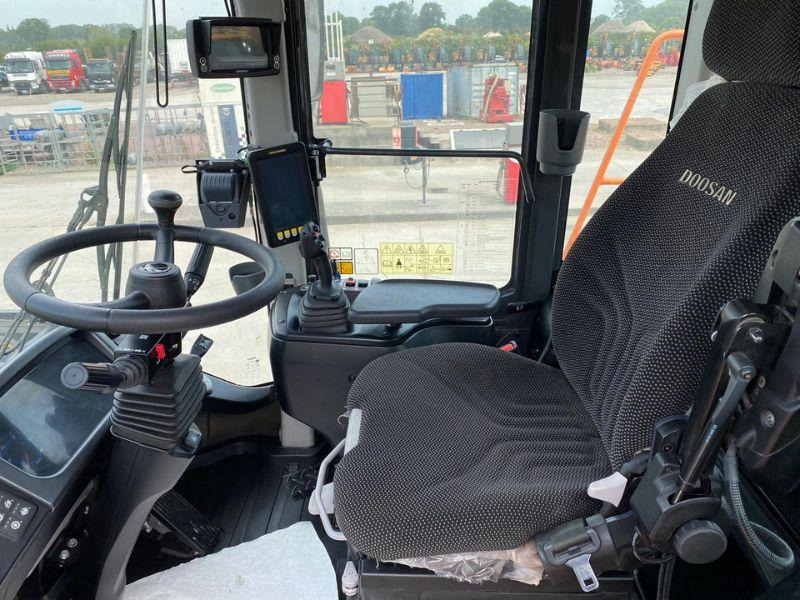 Doosan DL450 - Pá carregadora de rodas: foto 5 Doosan DL450 - Pá carregadora de rodas: foto 5