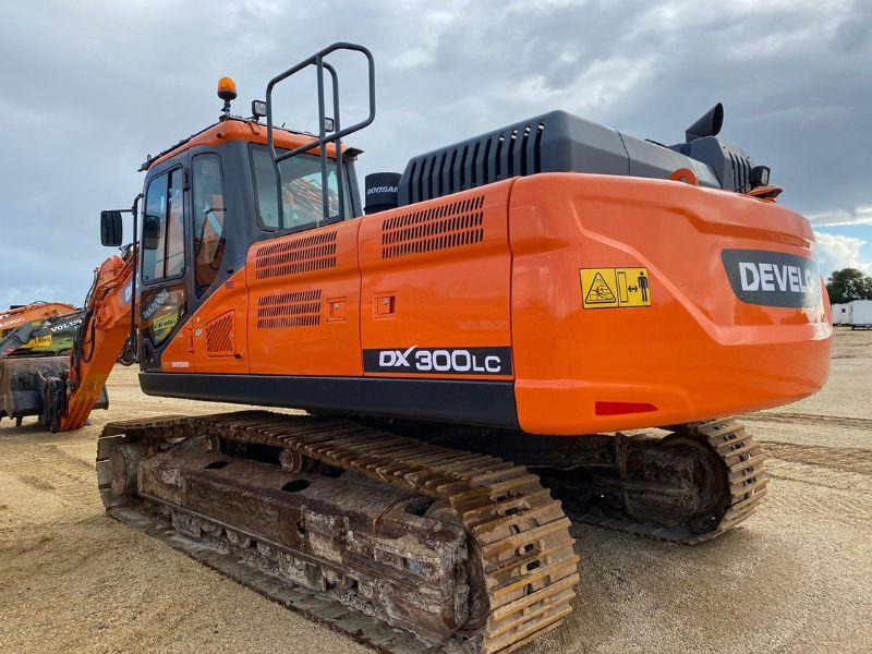 Doosan DX300LC - Escavadora de rastos: foto 3 Doosan DX300LC - Escavadora de rastos: foto 3