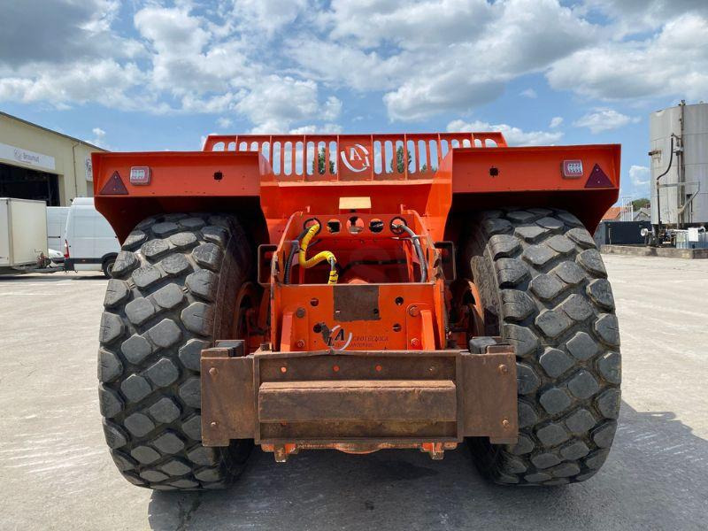 Los Antonios TH61 - Escrêiper: foto 3 Los Antonios TH61 - Escrêiper: foto 3