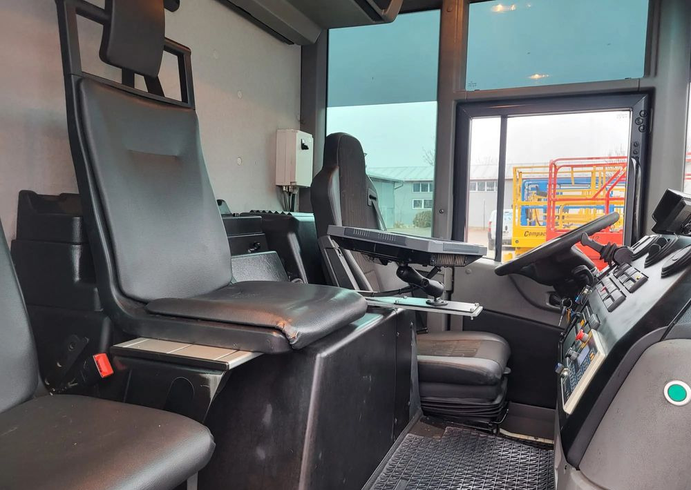 Caminhão de lixo Mercedes-Benz Mercedes-Benz Econic 2630: foto 8
