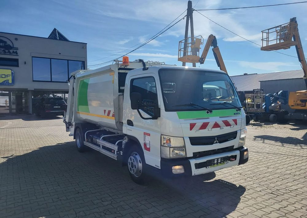 Mitsubishi Fuso Canter - Caminhão de lixo: foto 2 Mitsubishi Fuso Canter - Caminhão de lixo: foto 2