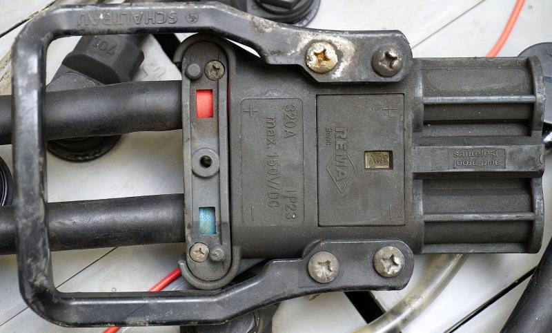 AIM 80 Volt 5 PzS 775 Ah - Bateria automotiva: foto 4 AIM 80 Volt 5 PzS 775 Ah - Bateria automotiva: foto 4