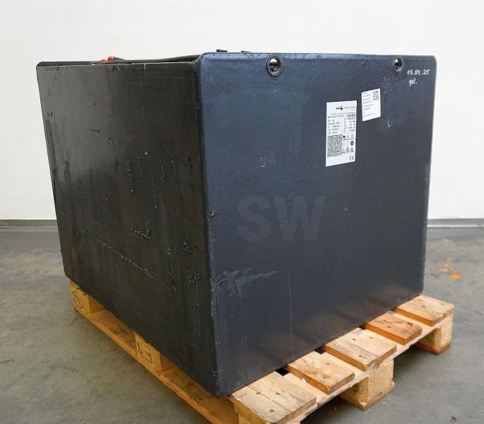 AIM 80 Volt 5 PzS 775 Ah - Bateria automotiva: foto 1 AIM 80 Volt 5 PzS 775 Ah - Bateria automotiva: foto 1
