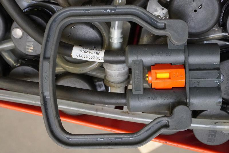 GRUMA 24 Volt 2 PzB 200 Ah - Bateria automotiva: foto 4 GRUMA 24 Volt 2 PzB 200 Ah - Bateria automotiva: foto 4