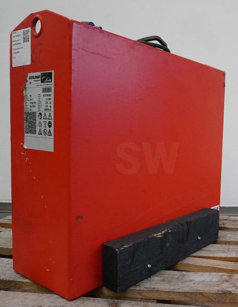 GRUMA 24 Volt 3 PzB 225 Ah - Bateria automotiva: foto 1 GRUMA 24 Volt 3 PzB 225 Ah - Bateria automotiva: foto 1