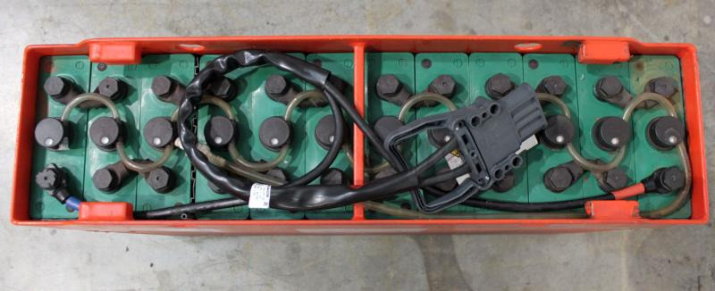 GRUMA 24 Volt 3 PzS 375 Ah - Bateria automotiva: foto 3 GRUMA 24 Volt 3 PzS 375 Ah - Bateria automotiva: foto 3