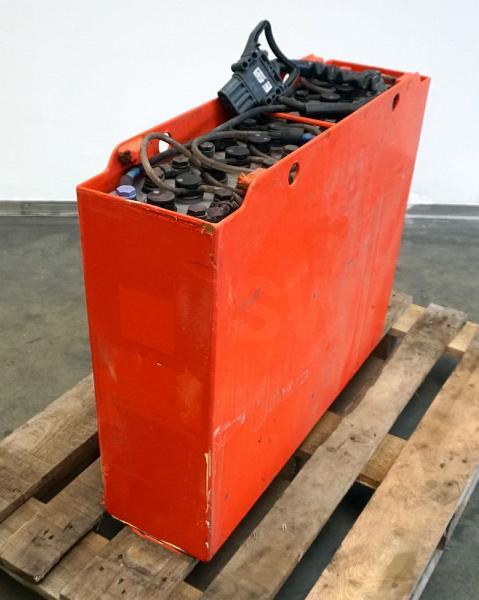 GRUMA 24 Volt 3 PzS 375 Ah - Bateria automotiva: foto 2 GRUMA 24 Volt 3 PzS 375 Ah - Bateria automotiva: foto 2