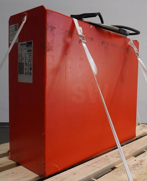 GRUMA 24 Volt 3 PzS 375 Ah - Bateria automotiva: foto 1 GRUMA 24 Volt 3 PzS 375 Ah - Bateria automotiva: foto 1