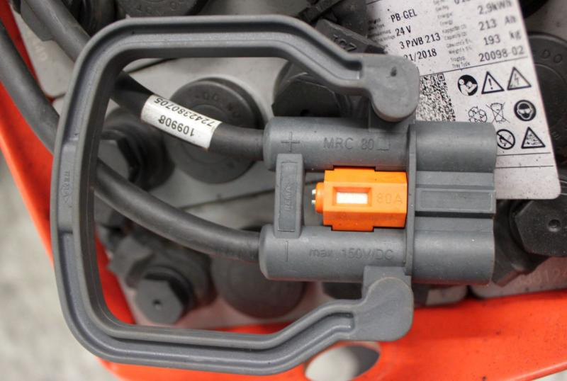 GRUMA 24 Volt 3 PzV 213 Ah - Bateria automotiva: foto 4 GRUMA 24 Volt 3 PzV 213 Ah - Bateria automotiva: foto 4