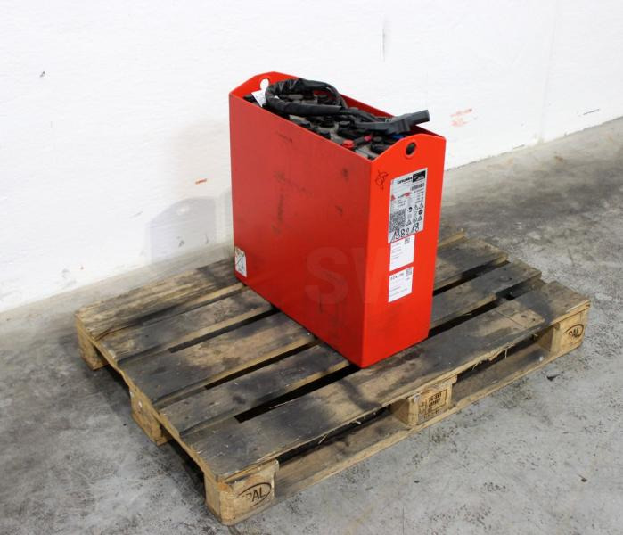 GRUMA 24 Volt 3 PzV 213 Ah - Bateria automotiva: foto 1 GRUMA 24 Volt 3 PzV 213 Ah - Bateria automotiva: foto 1