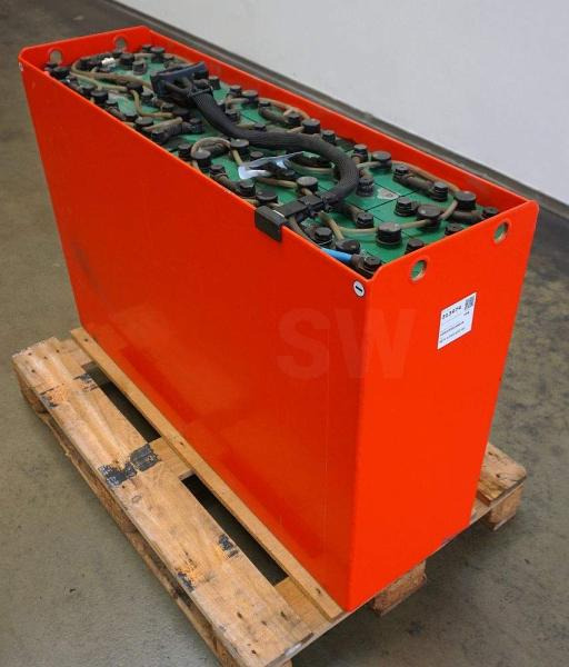 GRUMA 48 Volt 4 PzS 620 Ah - Bateria automotiva: foto 2 GRUMA 48 Volt 4 PzS 620 Ah - Bateria automotiva: foto 2