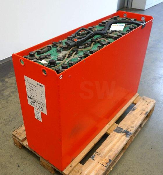 GRUMA 48 Volt 4 PzS 620 Ah - Bateria automotiva: foto 3 GRUMA 48 Volt 4 PzS 620 Ah - Bateria automotiva: foto 3