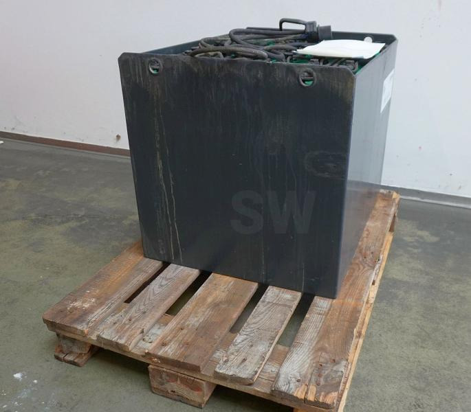 GRUMA 48 Volt 5 PzS 625 Ah - Bateria automotiva: foto 2 GRUMA 48 Volt 5 PzS 625 Ah - Bateria automotiva: foto 2