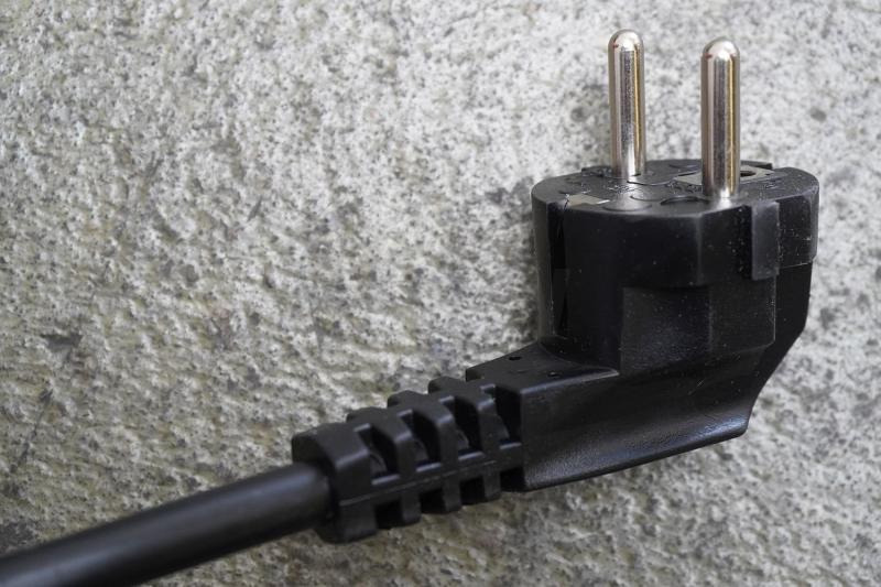 INDUSTRIE AUTOMATION Powertron HE E 24V / 65A - Bateria automotiva: foto 5 INDUSTRIE AUTOMATION Powertron HE E 24V / 65A - Bateria automotiva: foto 5