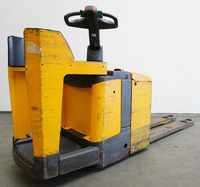 Jungheinrich ERE120 - Porta-palete: foto 1 Jungheinrich ERE120 - Porta-palete: foto 1