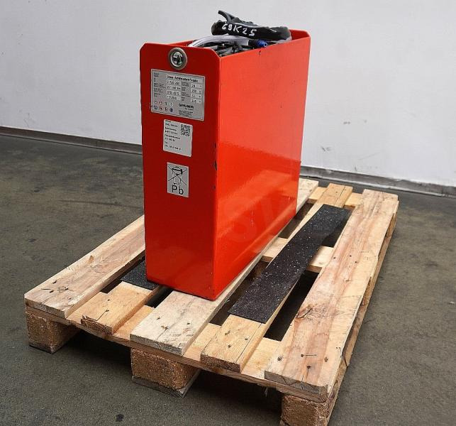 KECKEISEN 24 Volt 2 PzS 250 Ah - Bateria automotiva: foto 1 KECKEISEN 24 Volt 2 PzS 250 Ah - Bateria automotiva: foto 1