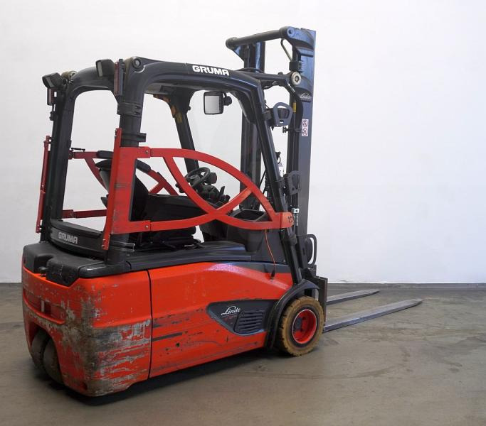 Linde E 18 L EVO 386-02 - Empilhador elétrico: foto 2 Linde E 18 L EVO 386-02 - Empilhador elétrico: foto 2