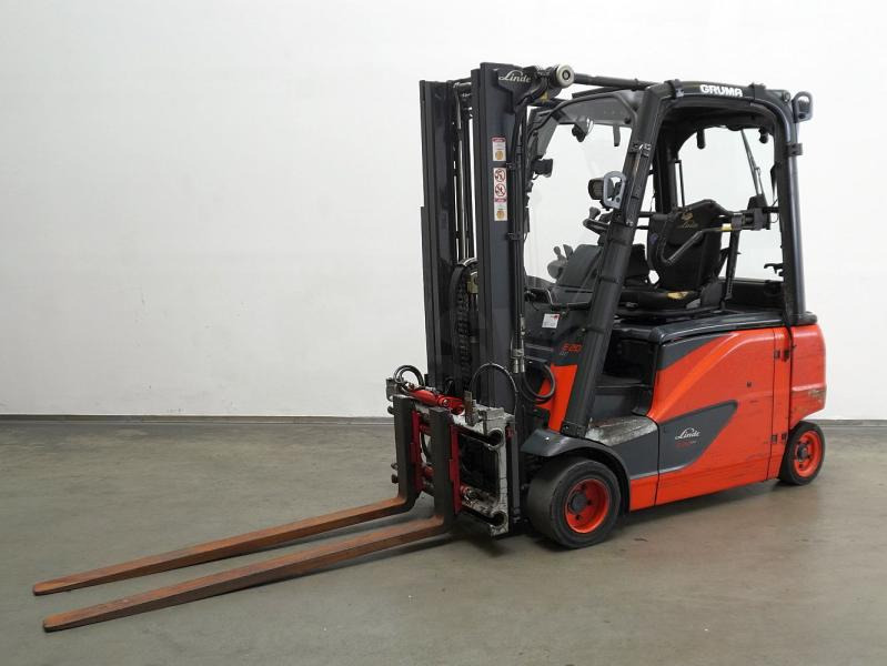 Linde E 20 PHL EVO 386-02 - Empilhador elétrico: foto 1 Linde E 20 PHL EVO 386-02 - Empilhador elétrico: foto 1