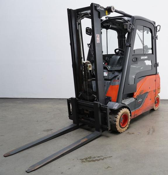 Linde E 20 PHL EVO 386-02 - Empilhador elétrico: foto 1 Linde E 20 PHL EVO 386-02 - Empilhador elétrico: foto 1