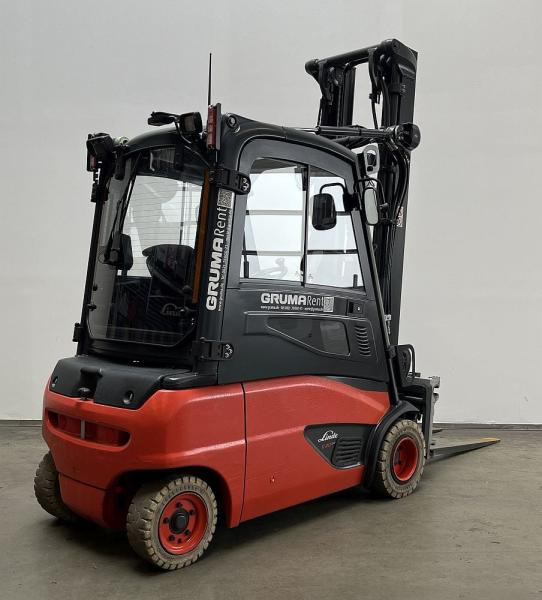 Linde E 20 PL EVO 386-02 - Empilhador elétrico: foto 2 Linde E 20 PL EVO 386-02 - Empilhador elétrico: foto 2
