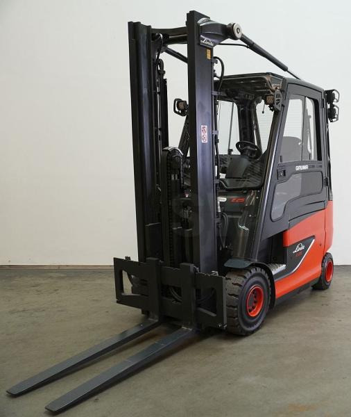 Linde E 25/600 H 387 - Empilhador elétrico: foto 1 Linde E 25/600 H 387 - Empilhador elétrico: foto 1