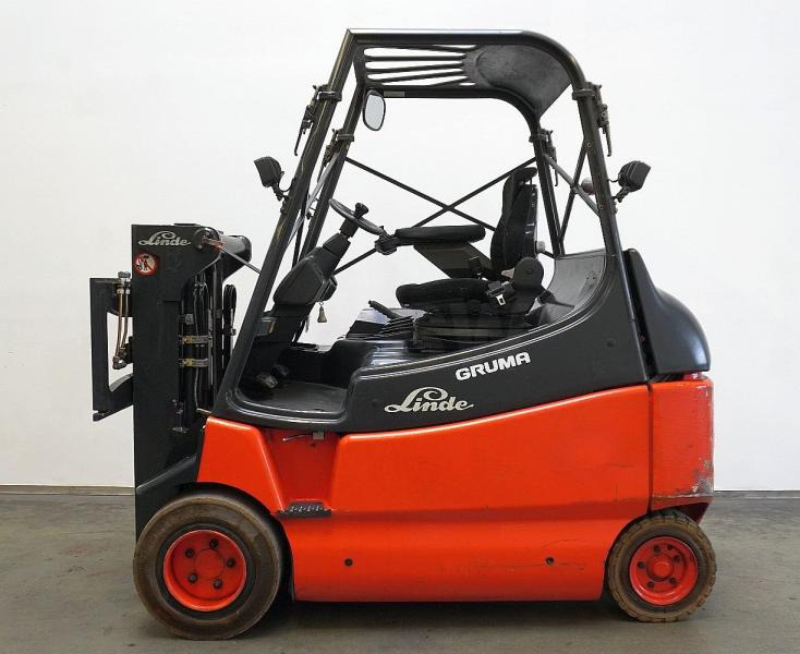 Linde E 30/600 336-02 - Empilhador elétrico: foto 4 Linde E 30/600 336-02 - Empilhador elétrico: foto 4