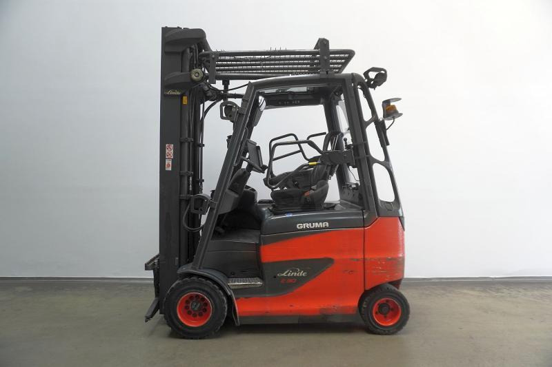 Linde E 30/600 H 387 - Empilhador elétrico: foto 4 Linde E 30/600 H 387 - Empilhador elétrico: foto 4