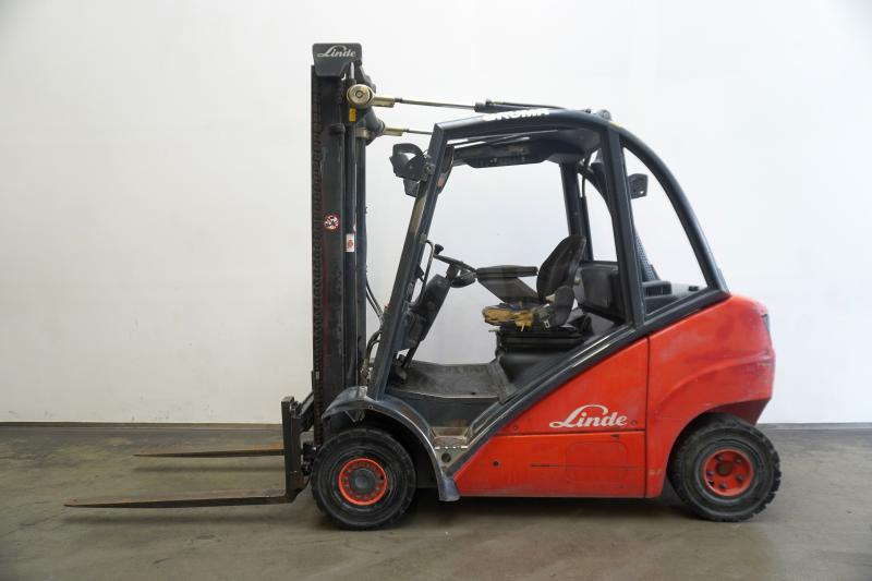 Linde H 25 D 392 - Empilhador a diesel: foto 4 Linde H 25 D 392 - Empilhador a diesel: foto 4