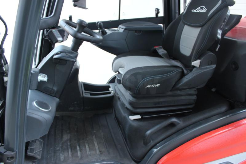Linde H 30 T 1202 - Empilhador a gás: foto 3 Linde H 30 T 1202 - Empilhador a gás: foto 3