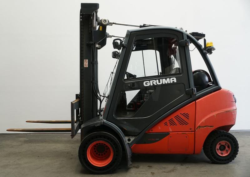 Linde H 30 T EVO 393-02 - Empilhador a gás: foto 4 Linde H 30 T EVO 393-02 - Empilhador a gás: foto 4