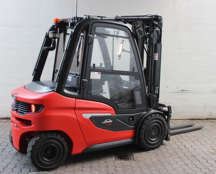 Linde H 35 D 1202 - Empilhador a diesel: foto 2 Linde H 35 D 1202 - Empilhador a diesel: foto 2