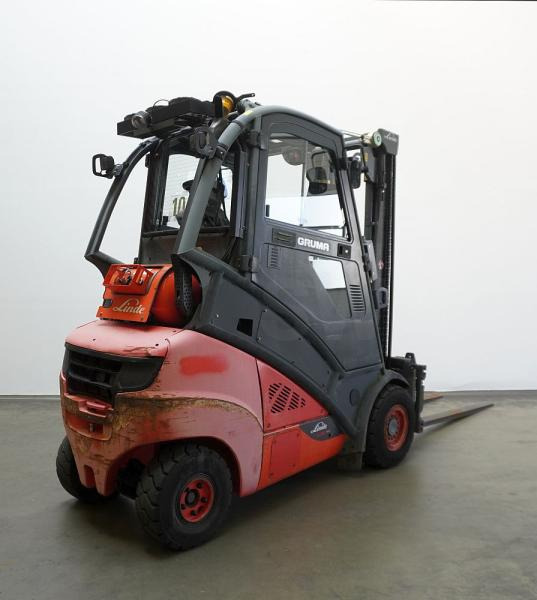 Linde H 35 T EVO 393-02 - Empilhador a gás: foto 2 Linde H 35 T EVO 393-02 - Empilhador a gás: foto 2