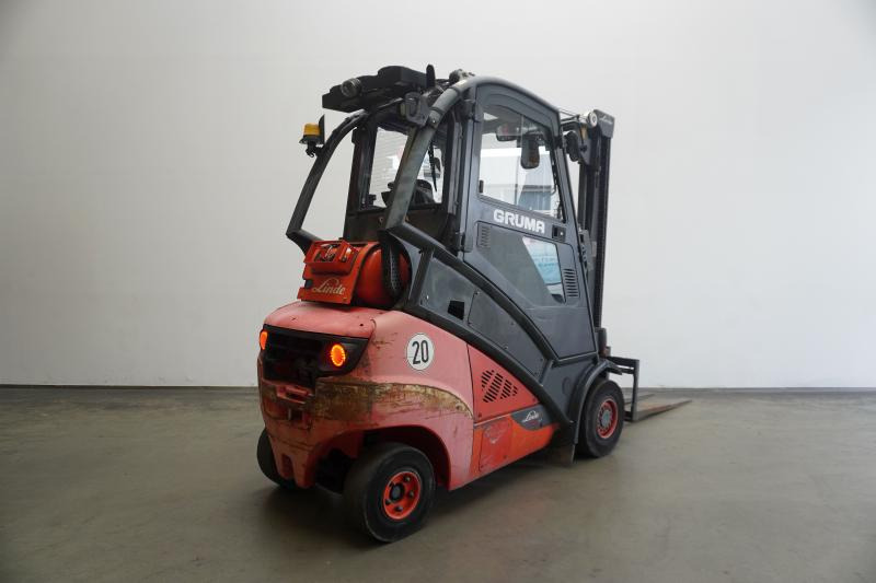 Linde H 35 T EVO 393-02 - Empilhador a gás: foto 2 Linde H 35 T EVO 393-02 - Empilhador a gás: foto 2