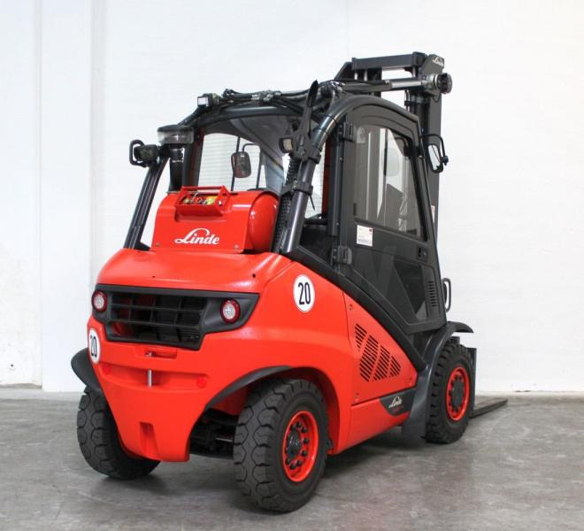 Linde H 40 T EVO 394-02 - Empilhador a gás: foto 2 Linde H 40 T EVO 394-02 - Empilhador a gás: foto 2