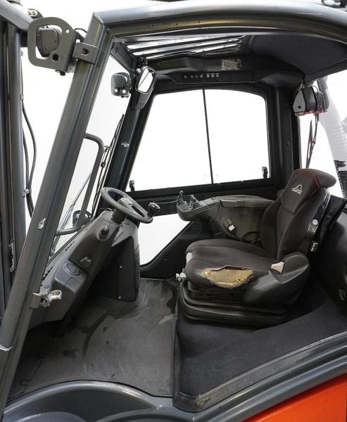 Linde H 50 D/600 EVO 394-02 - Empilhador a diesel: foto 3 Linde H 50 D/600 EVO 394-02 - Empilhador a diesel: foto 3