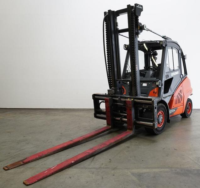 Linde H 50 D/600 EVO 394-02 - Empilhador a diesel: foto 1 Linde H 50 D/600 EVO 394-02 - Empilhador a diesel: foto 1