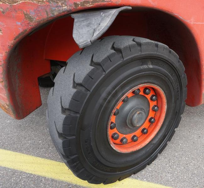 Linde H 80 D/1100 396-02 - Empilhador a diesel: foto 5 Linde H 80 D/1100 396-02 - Empilhador a diesel: foto 5