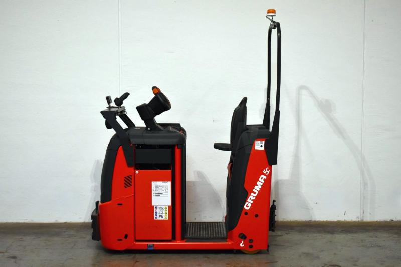 Linde P 60 C 4595-00 - Trator elétrics: foto 3 Linde P 60 C 4595-00 - Trator elétrics: foto 3