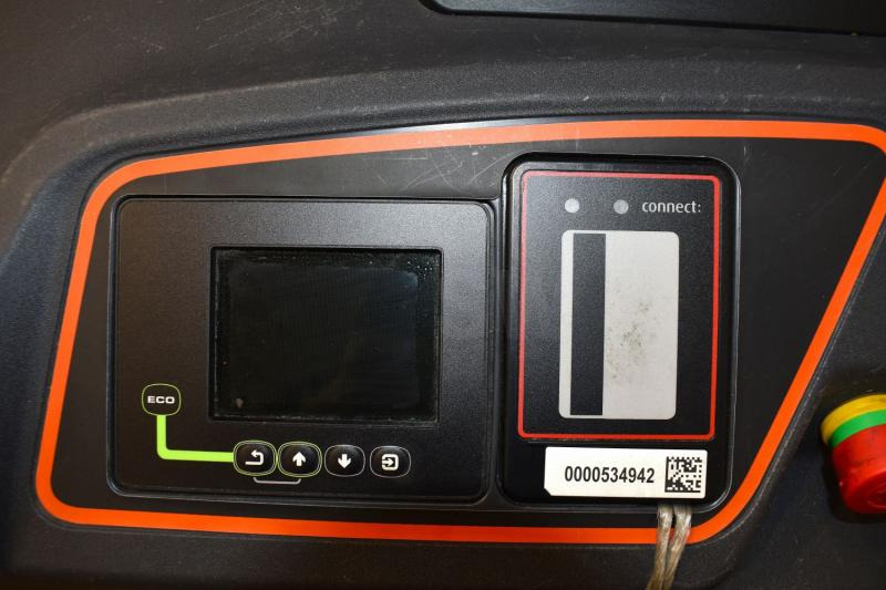 Linde P 60 C 4595-00 - Trator elétrics: foto 5 Linde P 60 C 4595-00 - Trator elétrics: foto 5