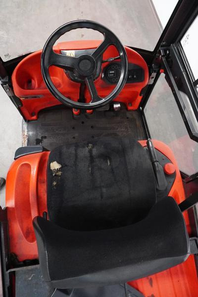 Linde P 60 Z 126 - Trator elétrics: foto 3 Linde P 60 Z 126 - Trator elétrics: foto 3