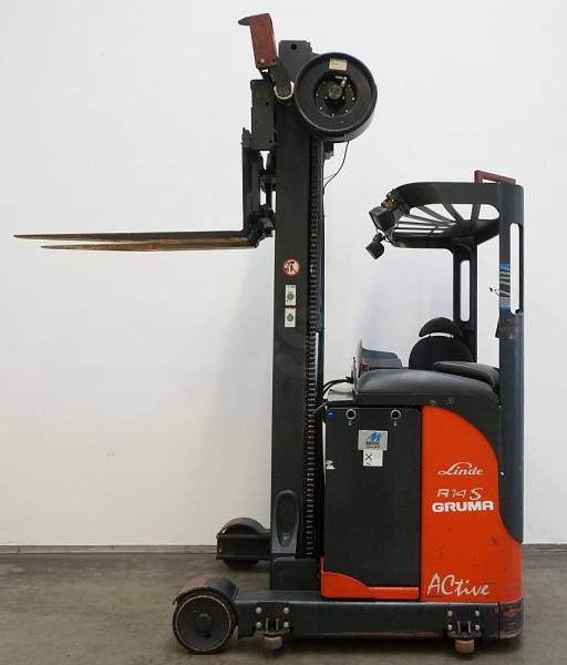 Linde R 14 S 115-02 - Empilhador retráctil: foto 4 Linde R 14 S 115-02 - Empilhador retráctil: foto 4