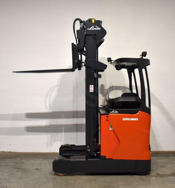 Linde R 16 1120 - Empilhador retráctil: foto 4 Linde R 16 1120 - Empilhador retráctil: foto 4