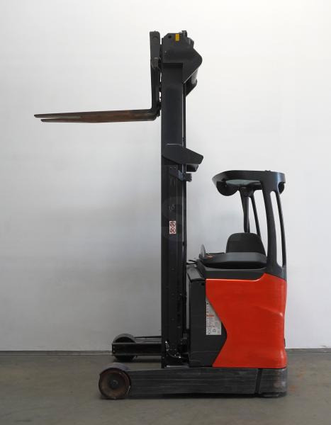 Linde R 16 1120 - Empilhador retráctil: foto 4 Linde R 16 1120 - Empilhador retráctil: foto 4