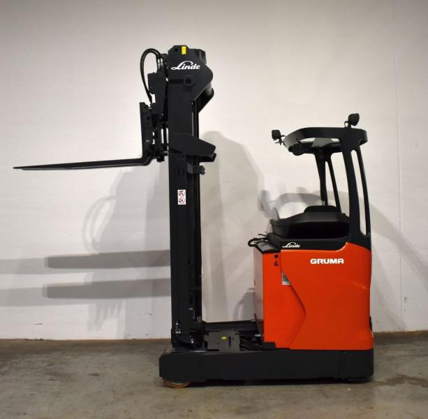 Linde R 16 1120 - Empilhador retráctil: foto 5 Linde R 16 1120 - Empilhador retráctil: foto 5