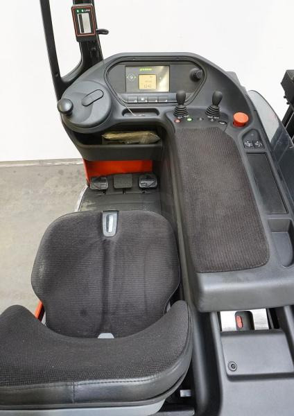 Linde R 16 1120 - Empilhador retráctil: foto 3 Linde R 16 1120 - Empilhador retráctil: foto 3