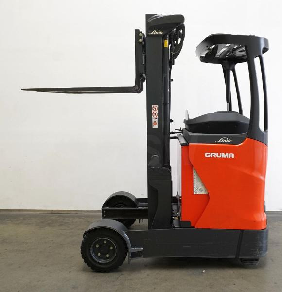 Linde R 16 G 1120 - Empilhador retráctil: foto 4 Linde R 16 G 1120 - Empilhador retráctil: foto 4