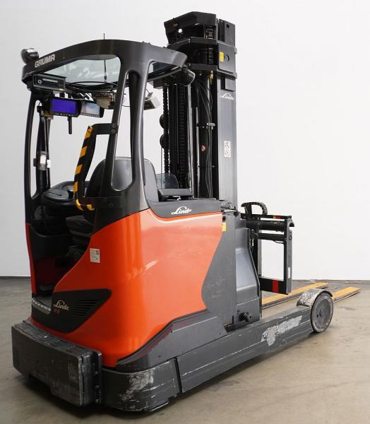 Linde R 25 1120 - Empilhador retráctil: foto 1 Linde R 25 1120 - Empilhador retráctil: foto 1