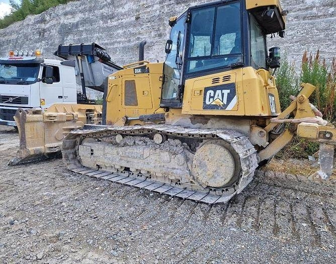 CAT D6K LGP - Buldôzer: foto 1 CAT D6K LGP - Buldôzer: foto 1